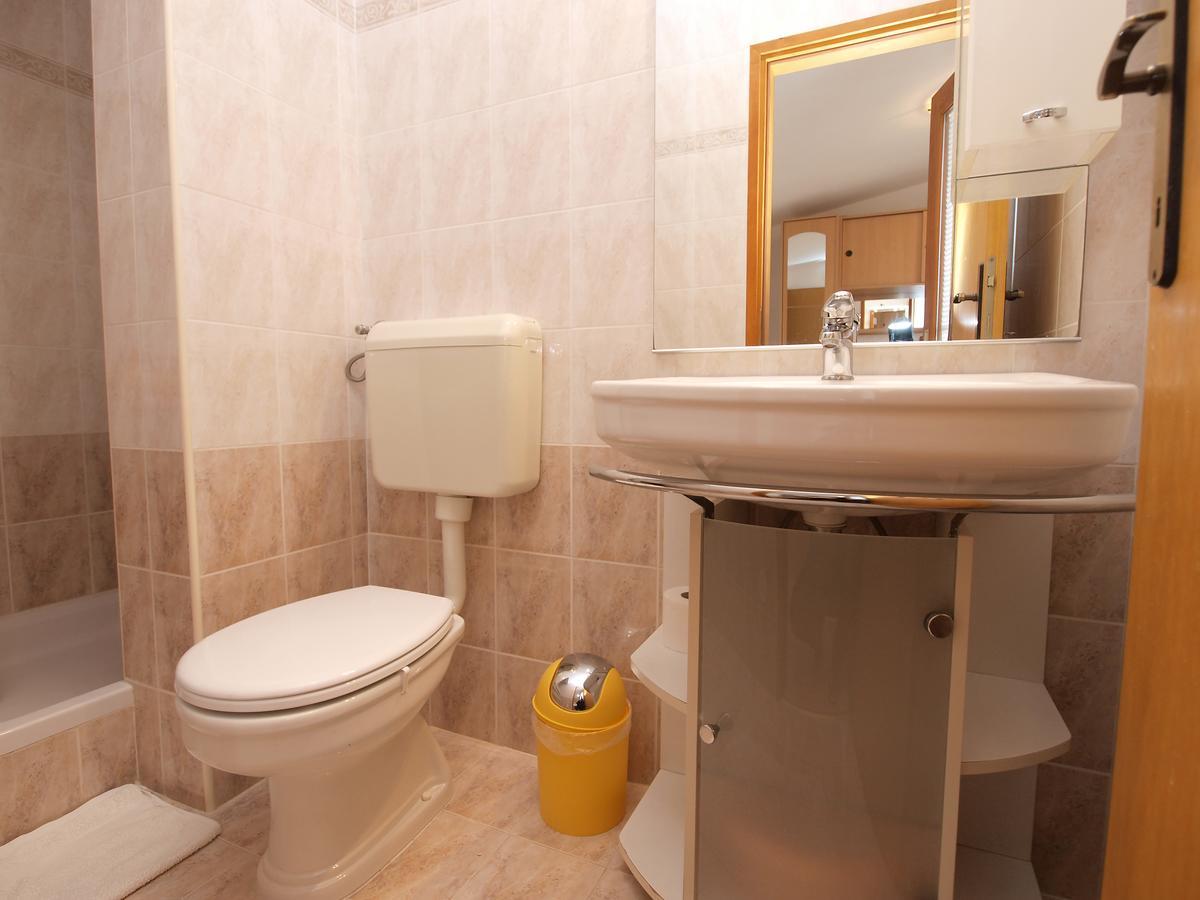 Apartments Milan 1048 Ρόβινι Εξωτερικό φωτογραφία