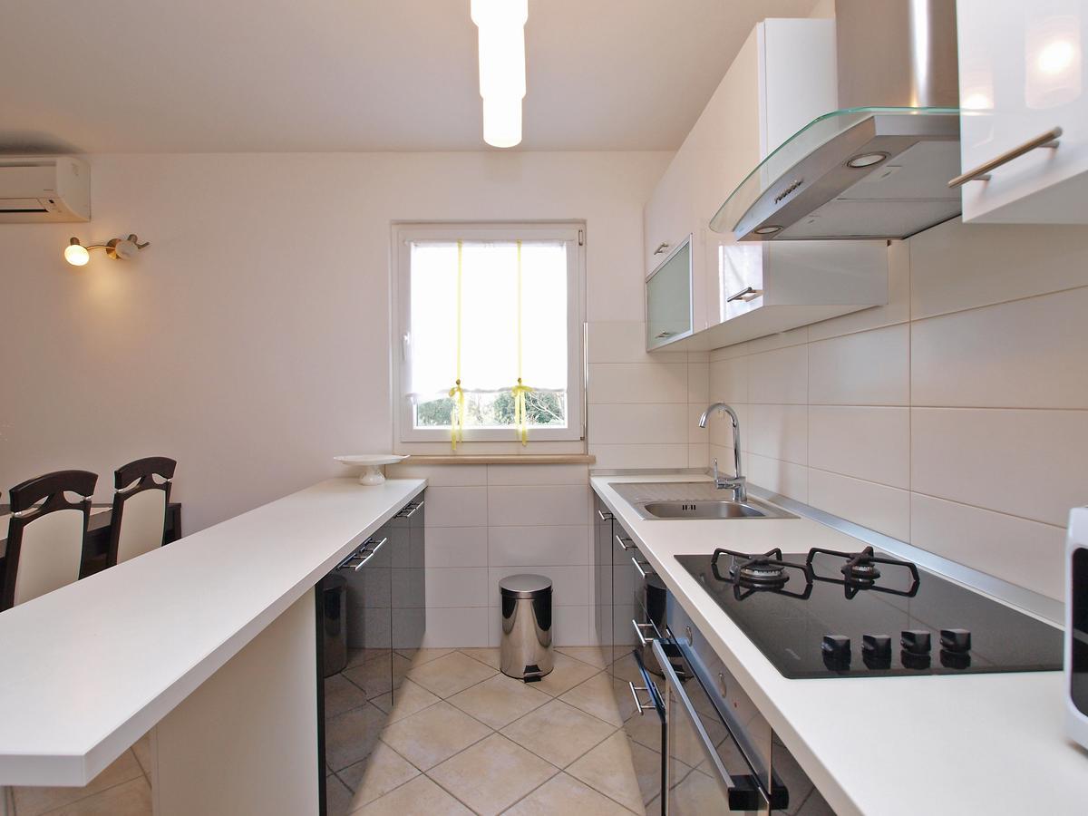 Apartments Milan 1048 Ρόβινι Εξωτερικό φωτογραφία
