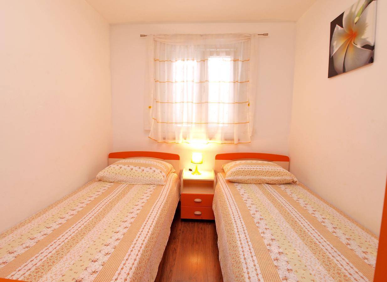 Apartments Milan 1048 Ρόβινι Εξωτερικό φωτογραφία